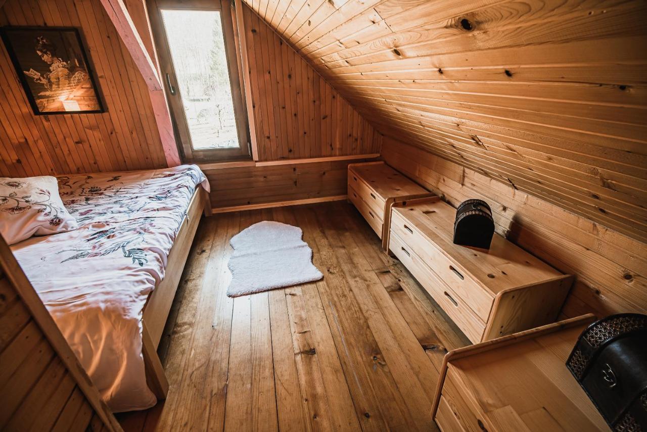 Wooden Cabin Zurej With Hot Tub Bukovje v Babni Gori Luaran gambar