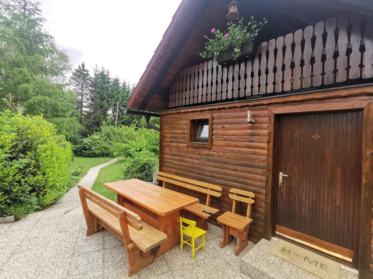 Wooden Cabin Zurej With Hot Tub Bukovje v Babni Gori Luaran gambar